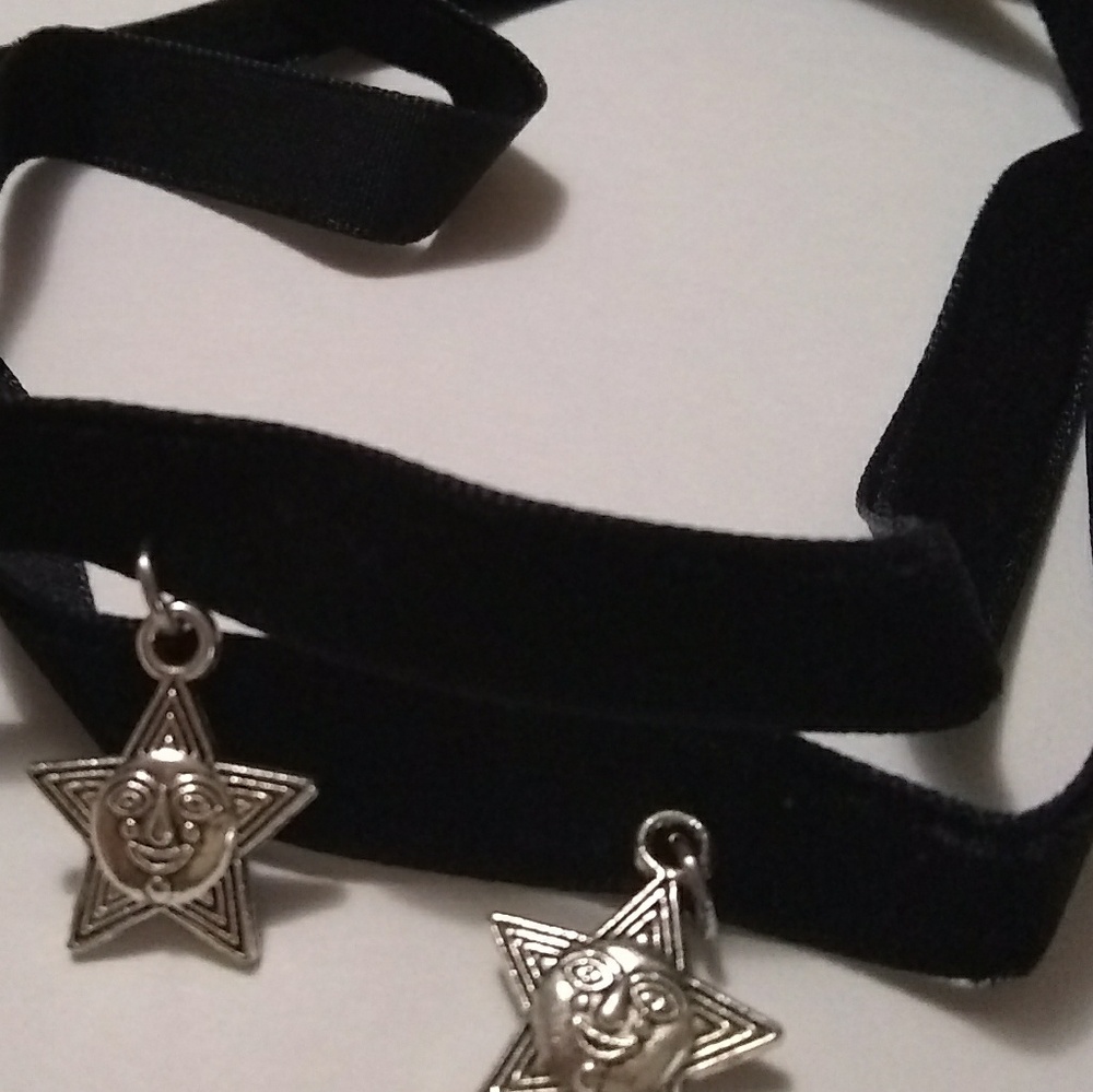 2 Pk Sweet Black Sexy Velvet Star Choker Necklace - Picture 2 of 4